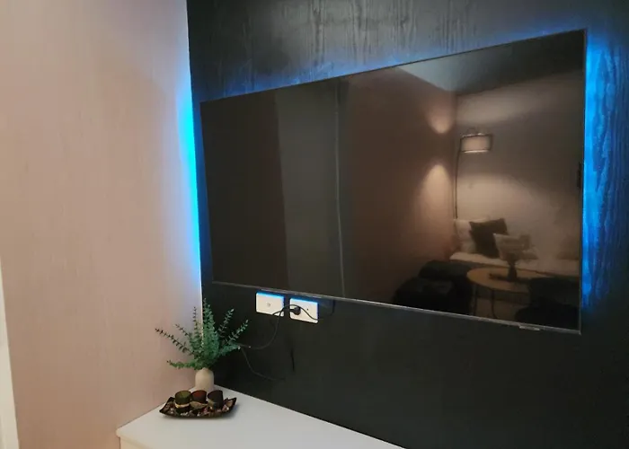 Modern Bright Cozy Stylish 1br Venice Bgc Balcony Manila
