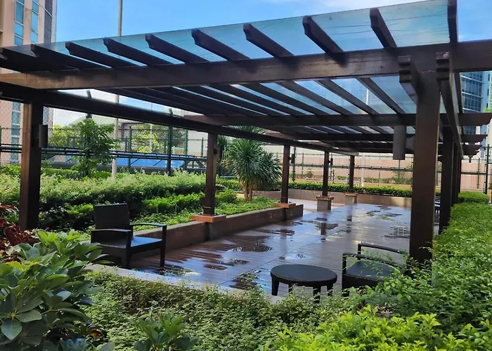Apartment Modern Bright Cozy Stylish 1br Venice Bgc Balcony