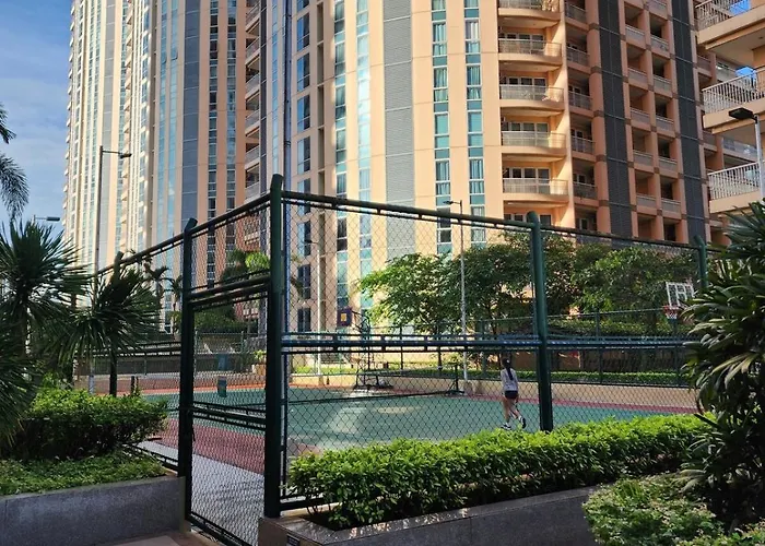 Modern Bright Cozy Stylish 1br Venice Bgc Balcony